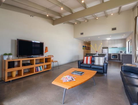 Wilson Ave Unit 2, 13 Wilson Ave - eAccommodation 1