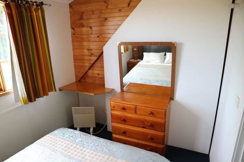 Wind Song Mountain Retreat - eAccommodation 1