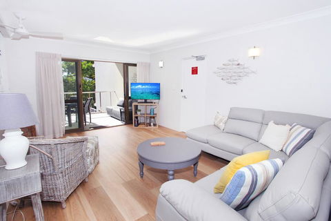 Windmill 3 - 3 BDRM Apt On Mooloolaba Spit - eAccommodation 2