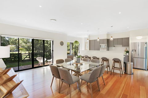 Wine Down - eAccommodation 1