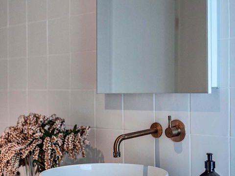 Winifred By Kinsfolk - eAccommodation 2