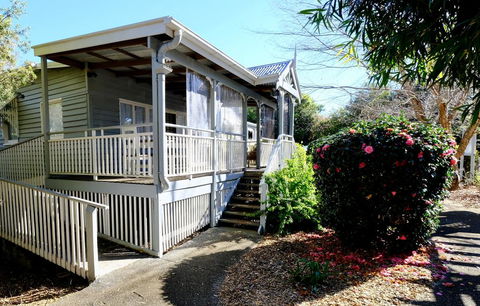 Wisteria Cottage 95 Main Western Road - eAccommodation 2