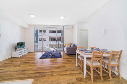 Wolli Creek Airport Serviced 2 Bedroom Apartment - eAccommodation 2