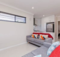 Woodlands - Home with a View - eAccommodation