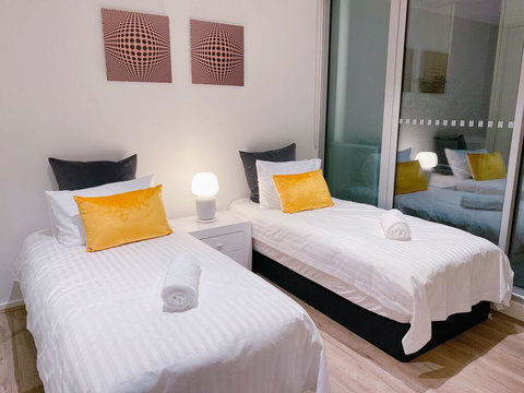 Xu's Residence@888 Collins St - eAccommodation 3