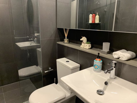 Xu's Residence@888 Collins St - eAccommodation 2