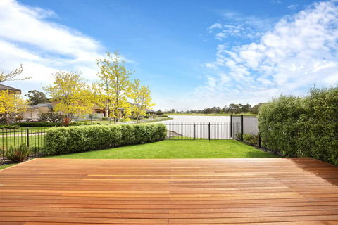 Xus Residence - eAccommodation 1