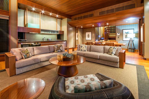 Yacht Club Villa - eAccommodation 1