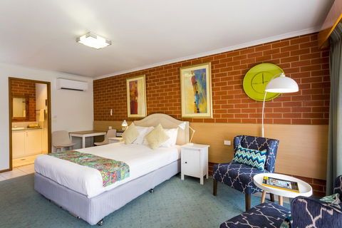 Yackandandah Motor Inn - eAccommodation 0