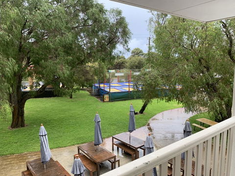 Xcape At The Cape - eAccommodation 0