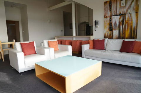 York Cove Holiday Hotel - eAccommodation 3