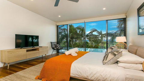 Your Luxury Escape - Kiah 11 Beach House Ocean Views - eAccommodation 1