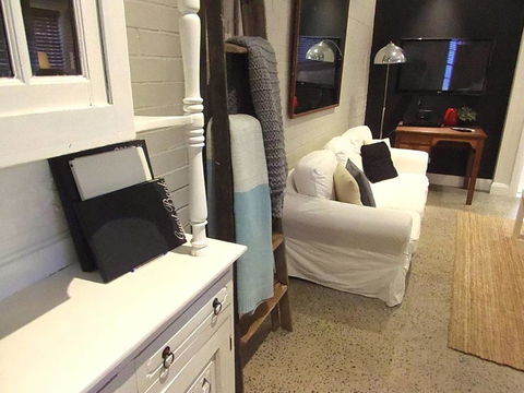 YSG The Edward Townhouse 157 - Steps To Town - eAccommodation 2