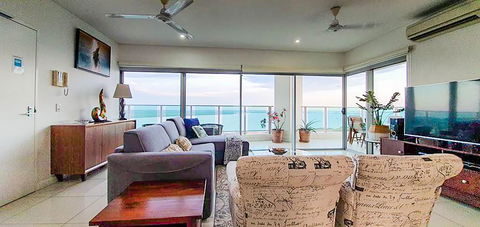 ZEN BY THE WATER - Darwin Premier Retreat - eAccommodation 3