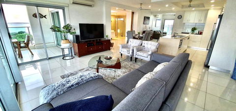 ZEN BY THE WATER - Darwin Premier Retreat - eAccommodation 1