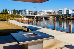 Mercure Sunshine Coast Kawana Waters - eAccommodation 3