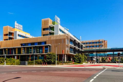 Mercure Sunshine Coast Kawana Waters - eAccommodation 2