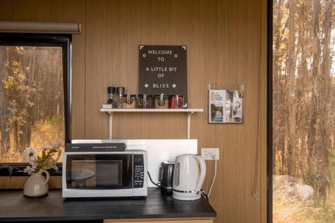 A Little Bit Of Bliss By Tiny Away - eAccommodation 3