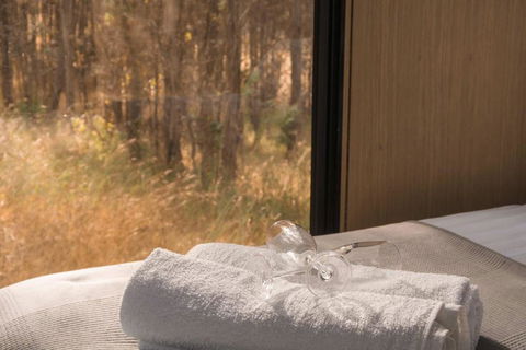 A Little Bit Of Bliss By Tiny Away - eAccommodation 4