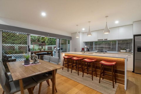 A Perfect Stay - Byron Sunrise - Heated Pool - eAccommodation 1