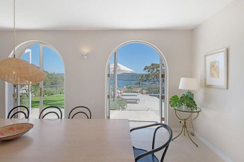 A Slice Of Paradise, Newly Transformed Avalon House With Breathtaking Views - eAccommodation 1