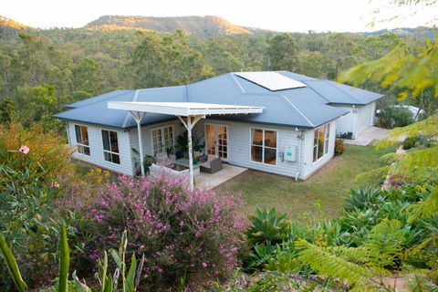 A Spacious Oasis - eAccommodation 0