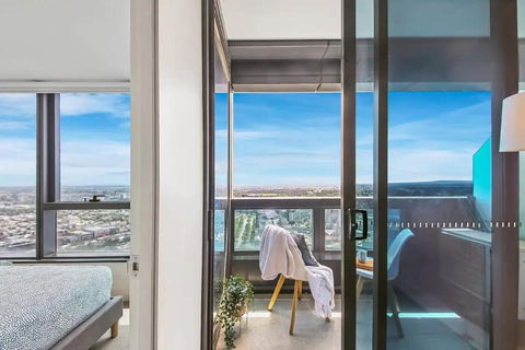A Stylish & Modern 2BR Apartment Fantastic Views - eAccommodation 3