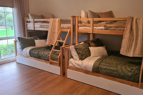 A Wake At Wellington - eAccommodation 1