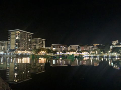 Absolute Waterfront Darwin - 1 Bedroom Apartments Over The Water - eAccommodation 1