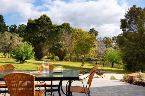 Acacia House - eAccommodation 4