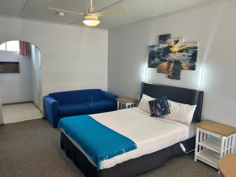 Acacia Rose Motor Inn - eAccommodation 4