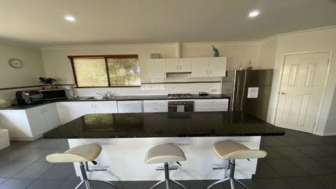 Adriana Retreat - eAccommodation 1