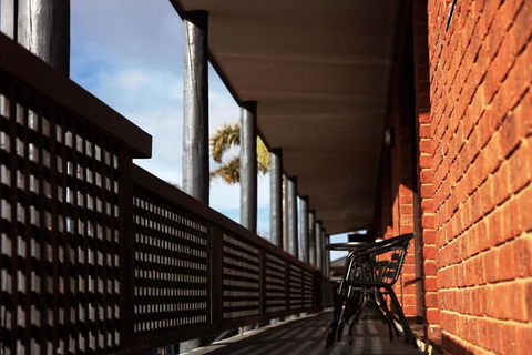 Admiral Motor Inn - eAccommodation 3