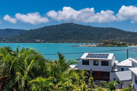 Airlie Getaway - Airlie Beach - eAccommodation 2