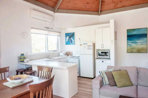 Aireys Inlet Getaway - eAccommodation 2