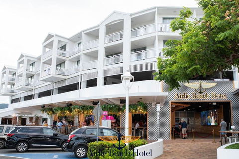 Airlie Beach Hotel - eAccommodation 3