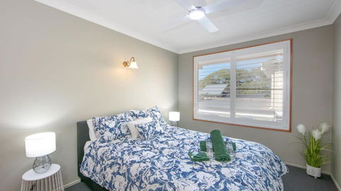 Akuli By The Sea - Unit 1 - FNHolidays - eAccommodation 4