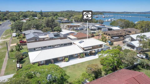 Akuli By The Sea - Unit 1 - FNHolidays - eAccommodation 3