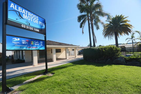 Albatross Motor Inn - eAccommodation 1