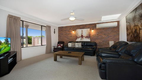 Alexander Palms - eAccommodation 2