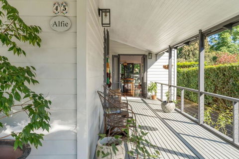 Alfie Your Stay Right In The Heart Of Berry - eAccommodation 0