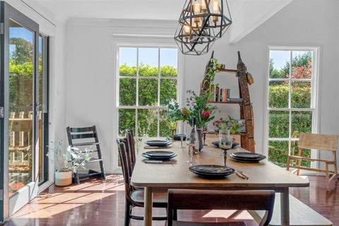 Alfie Your Stay Right In The Heart Of Berry - eAccommodation 2