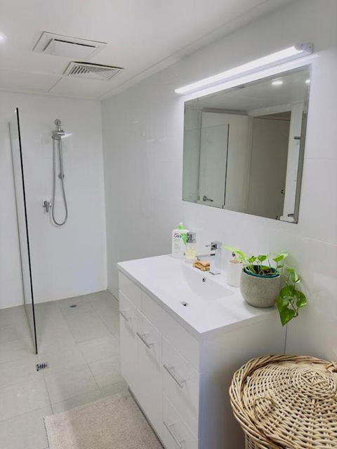 All The Comforts By The Lake - eAccommodation 4