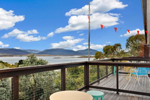 Alps Lakeview Lodge - eAccommodation 4