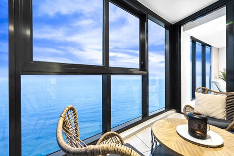 ALTITUDE Ocean Suites - SPECTACULAR, Unmatched Views & Luxury Accommodation - eAccommodation 1