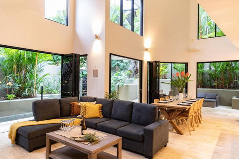 Amalfi - Port Douglas, Luxury In The Centre Of Town - eAccommodation 0