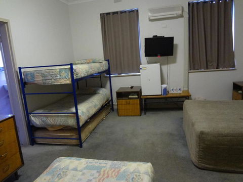 Amaroo Hotel Dubbo - eAccommodation 3