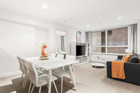 Amazing Apartment In Sydney CBD With Rooftop Pool - eAccommodation 2