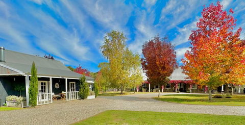 Amberlea Homestead & Cottage - eAccommodation 4