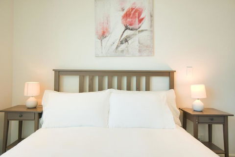 Amyra Residences At The Rowlands Apartments - eAccommodation 1